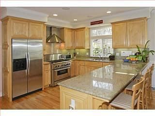 4th image of 765 Moreno Ave