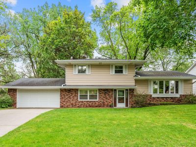 868 Cobb Rd, Shoreview, MN, 55126