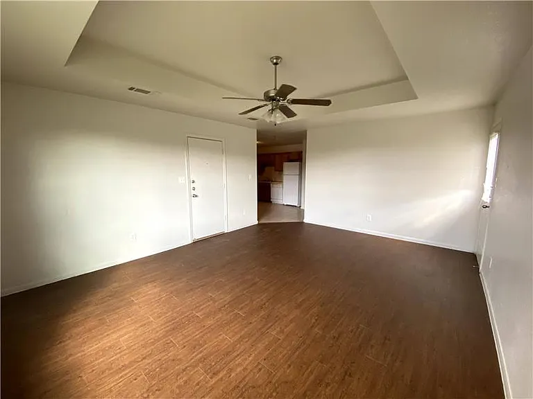 601 Bermuda #B — Photo 3