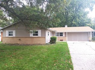 2208 Dale Dr, Champaign, IL 61821