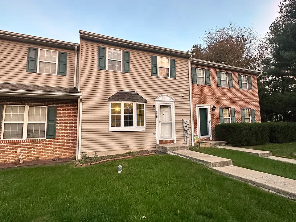 2809 Knoll Way