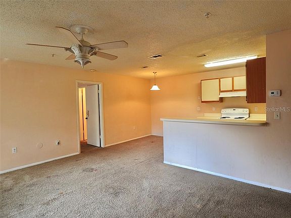 3rd image of 958 Salt Pond Pl Unit 304