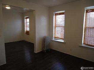 3278 Steinway St APT 3B, Astoria, NY 11103