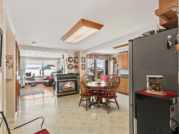 4th image of 465 Causeway View Rd S