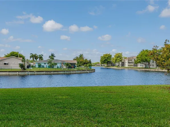 9150 Lime Bay Blvd APT 110, Tamarac, FL 33321