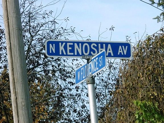 5th image of 106 N Kenosha Ave
