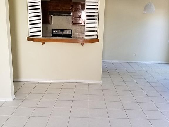 4th image of 13096 Le Parc Unit 86