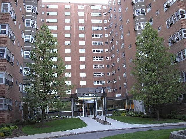 1st image of 4920 N Marine Dr #1027