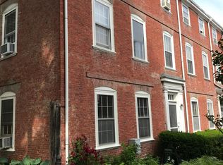 137 Washington St #1R, Marblehead, MA 01945