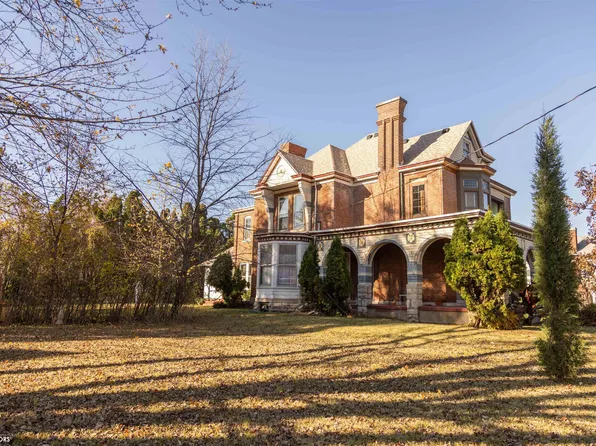 2131 S Main St, Burlington, IA 52601