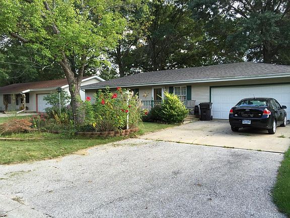 2nd image of 4616 Vista Dr