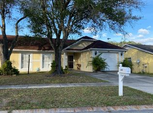 8205 Riverboat Dr, Temple Terrace, FL 33637