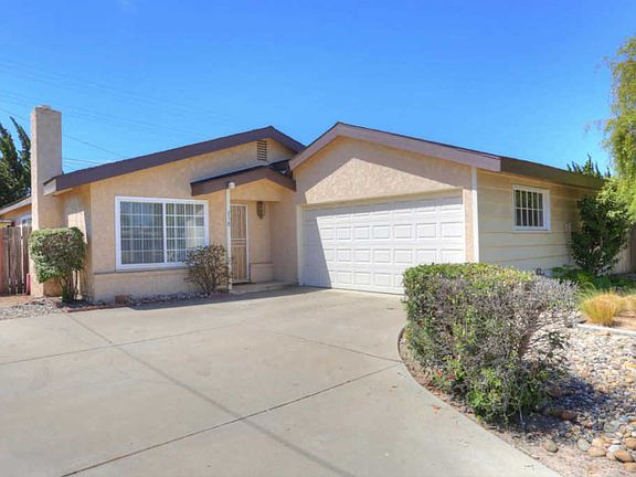 3rd image of 758 Dahlia Pl