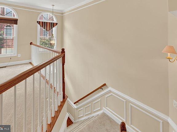 5th image of 4627 Knight Pl