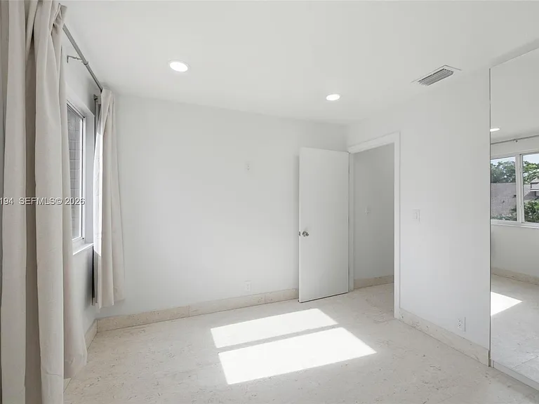 22384 Thousand Pines Ln — Photo 18