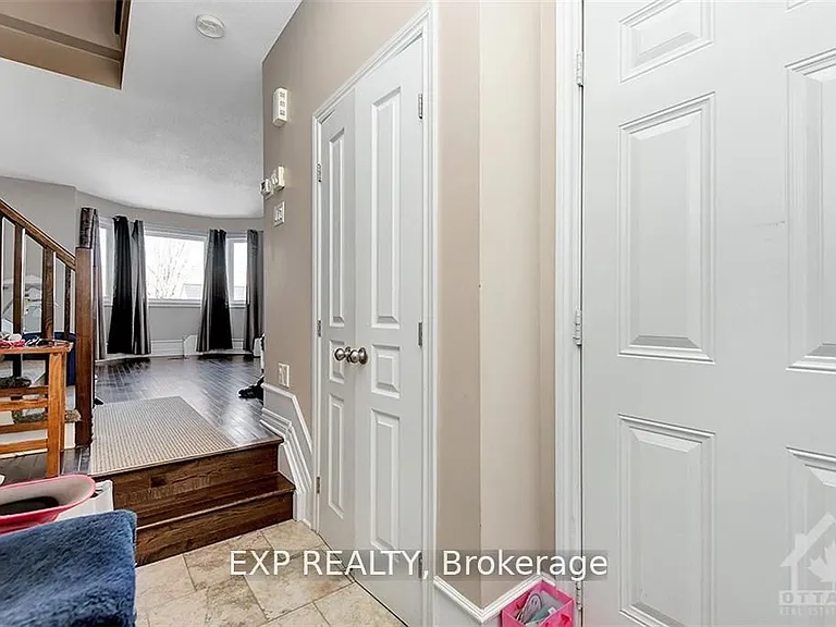 535 Salzburg Dr — Photo 2