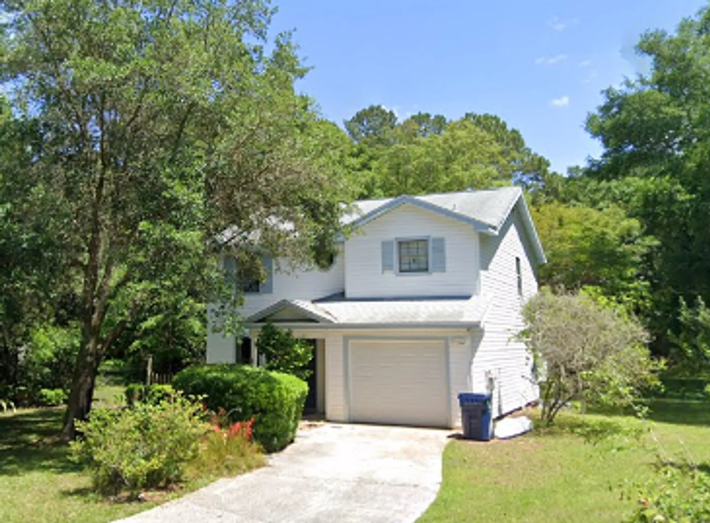 3BR/2BA with a Treehouse — Photo 1