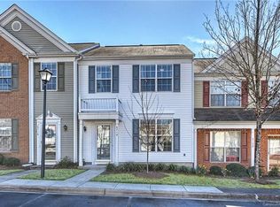 6712 Rothchild Dr, Charlotte, NC 28270