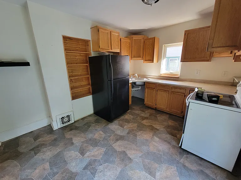 5725 W 8th St #2 — Photo 16