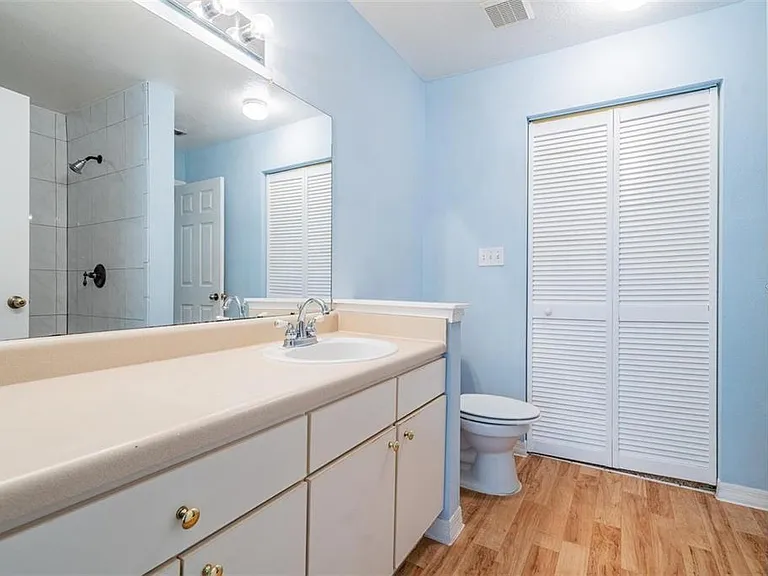 9156 Lake Chase Island Way #9156 — Photo 8