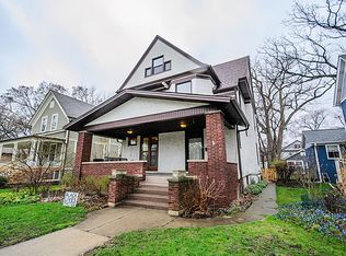 1006 Elmwood Ave, Evanston, IL 60202