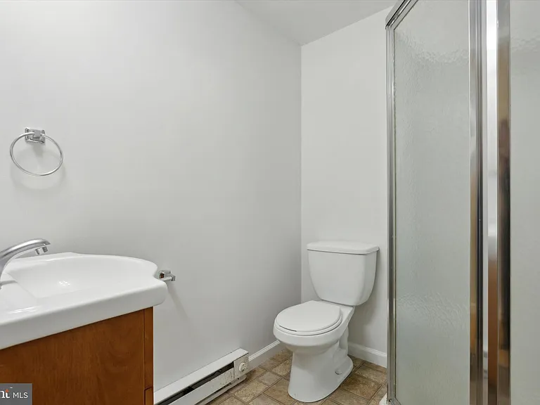 2143 E Albert St — Photo 9