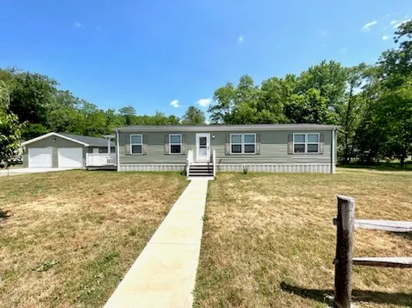 131 Maple St, Bolivar, PA 15923