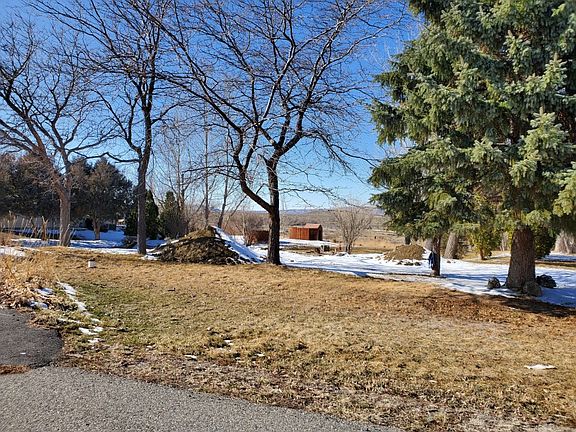 5th image of 8605 Longmeadow Dr