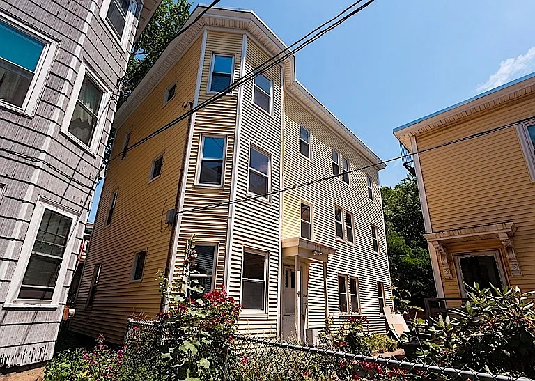 23 Kelly Rd #1 — Photo 2