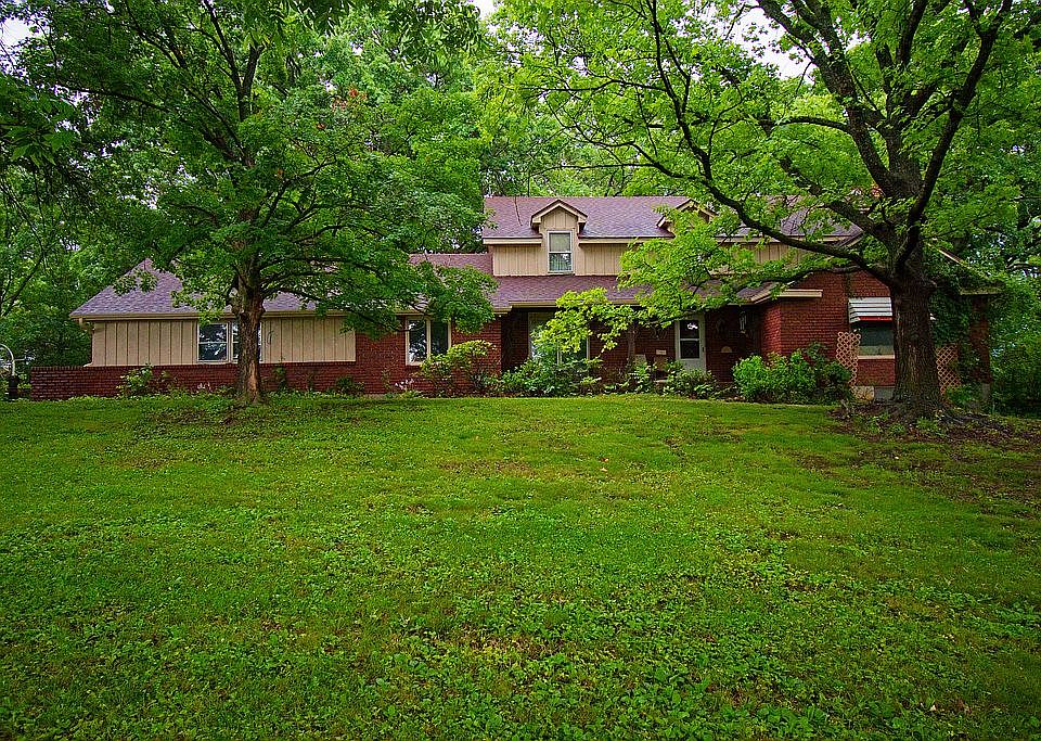 1st image of 22829 Showalter Rd