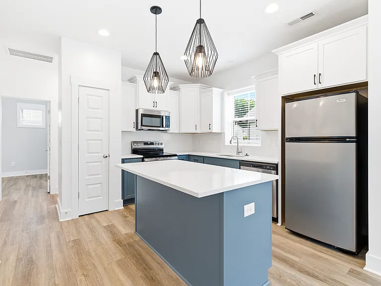 4003 Nairn Dr — Photo 11