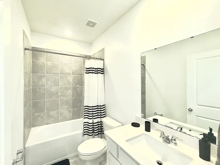 2431 Skyline Loop — Photo 9