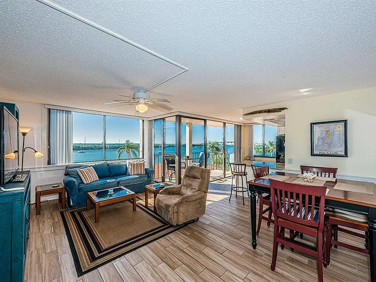 6357 Bahia Del Mar Blvd #408 — Photo 11