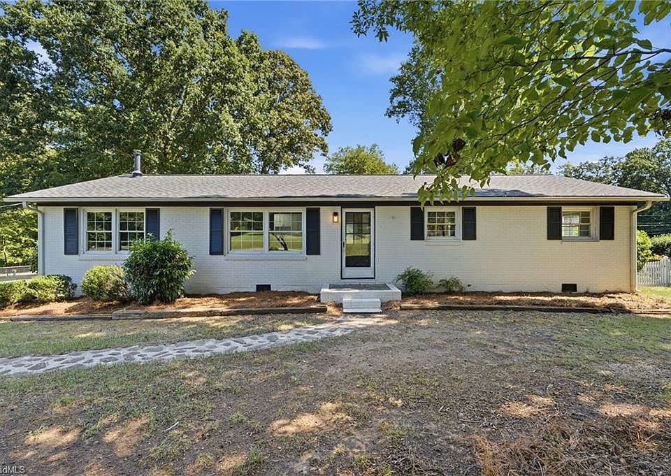 1st image of 4484 Virginia Dr