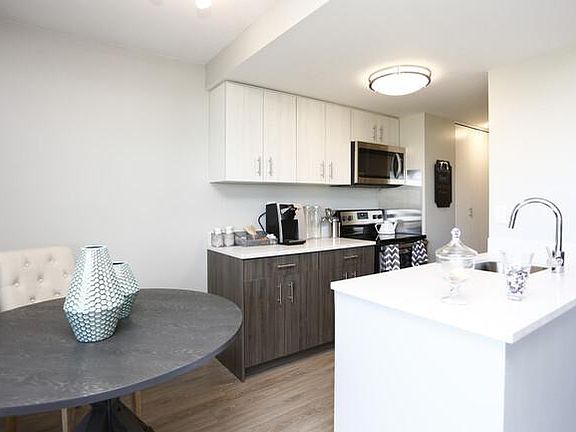 2nd image of 9000 E Jefferson Ave #400-411