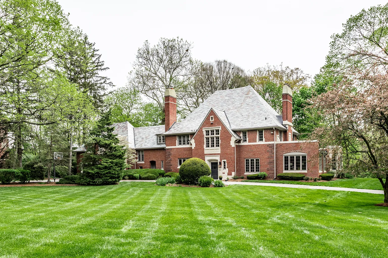 4461 Sylvan Rd photo 1