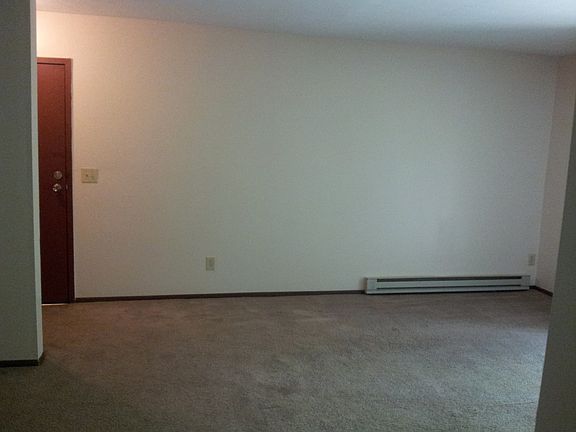 2nd image of 6712 Harrison Ave APT 7