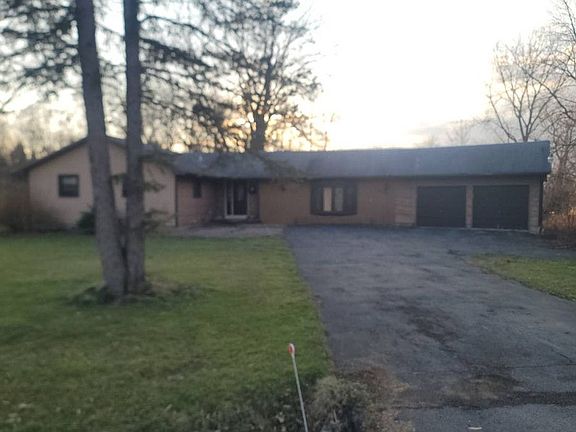 2nd image of 3126 Gaines Rd