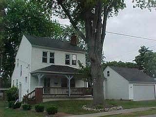 1st image of 155 Fellows Ave