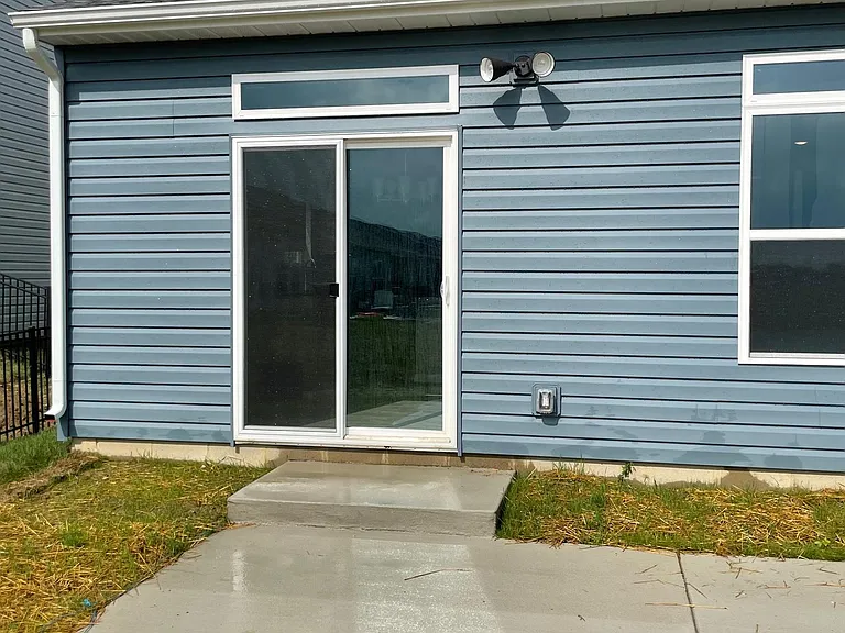 41 Wadsworth Ct — Photo 15