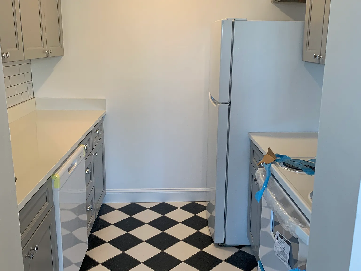 2 bed, 807 sqft, $2,600 — Photo 3