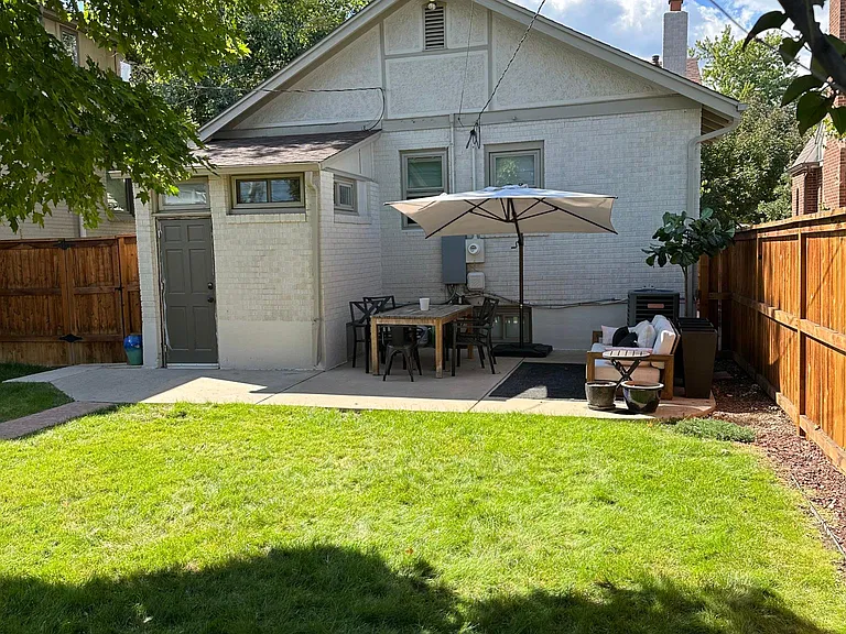 744 S York St — Photo 35