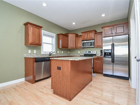 4th image of 6818 Jane Austen Ct