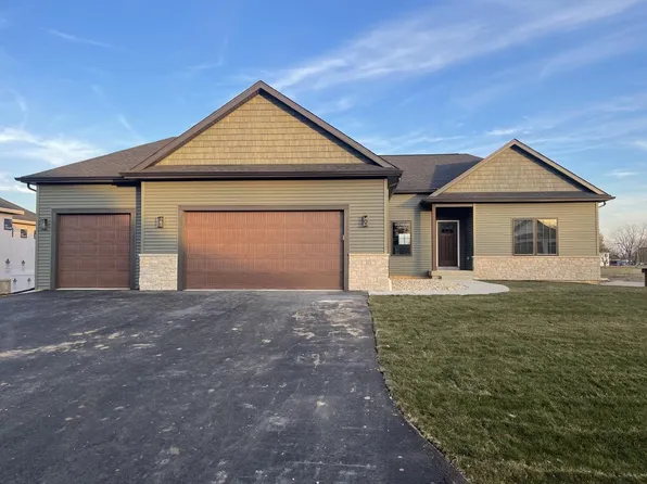 411 LuAnn Kay Lane, Orfordville, WI 53576