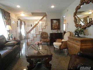5th image of 35 Fulton Ave