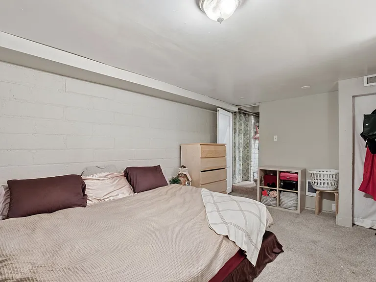 1672 Randolph Ave — Photo 17