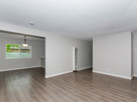 3rd image of 336 E 2nd St