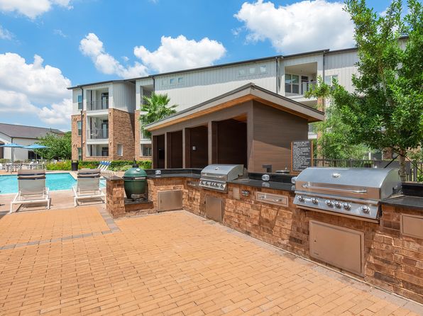 15500 Middlebrook Dr #2302