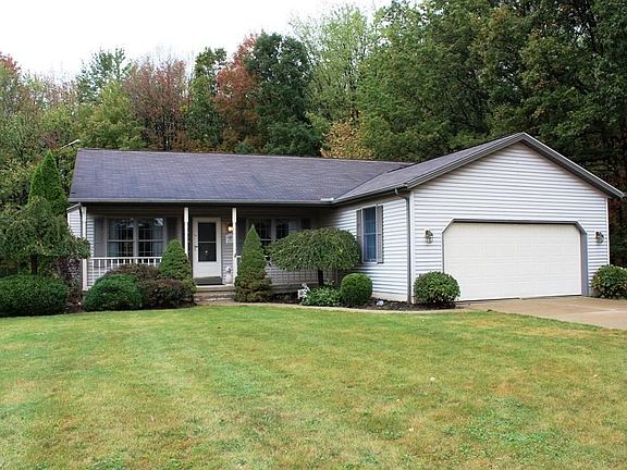 2nd image of 615 Jenny Ln