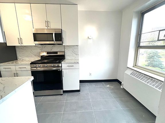 5th image of 192-10 69th Ave Floor 3